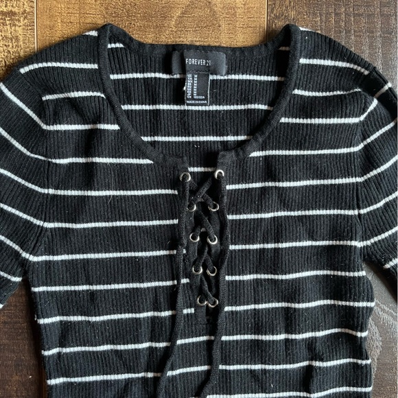 Long Sleeve Front Tie - Picture 2 of 2